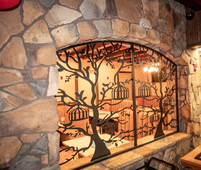 More Photos Of 4904 N Navarro St, Victoria Restaurant For Sale