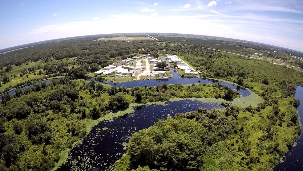 More Photos Of 14725 NW 1st Pkwy, Okeechobee Manufactured Housing Mobile Home Park For Sale