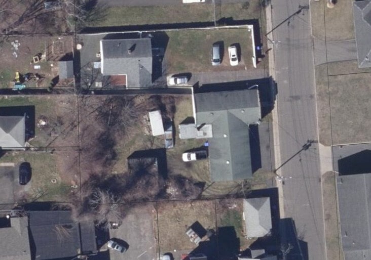 More Photos Of 75 Pease Ave, Middletown Warehouse For Sale
