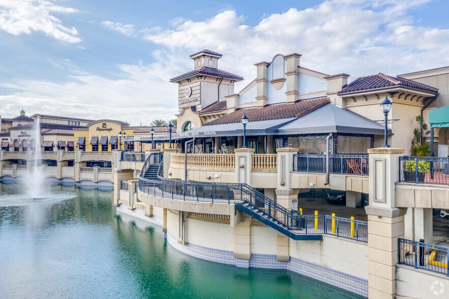 More Photos Of 7924 Via Dellagio Way, Orlando Unknown For Lease