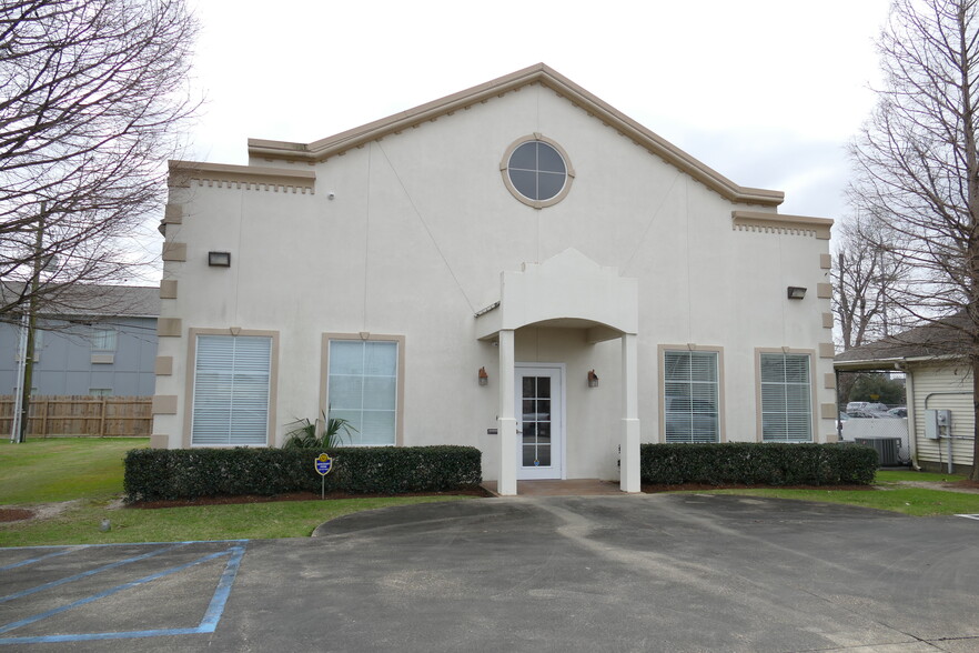Primary Photo Of 11220 N Harrells Ferry Rd, Baton Rouge Office For Lease