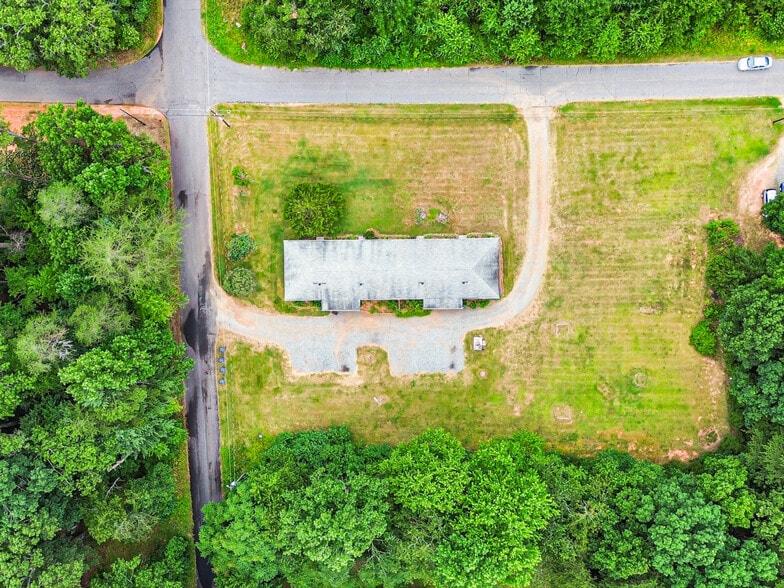 More Photos Of 144 Nottingham Dr, Forest City Apartments For Sale