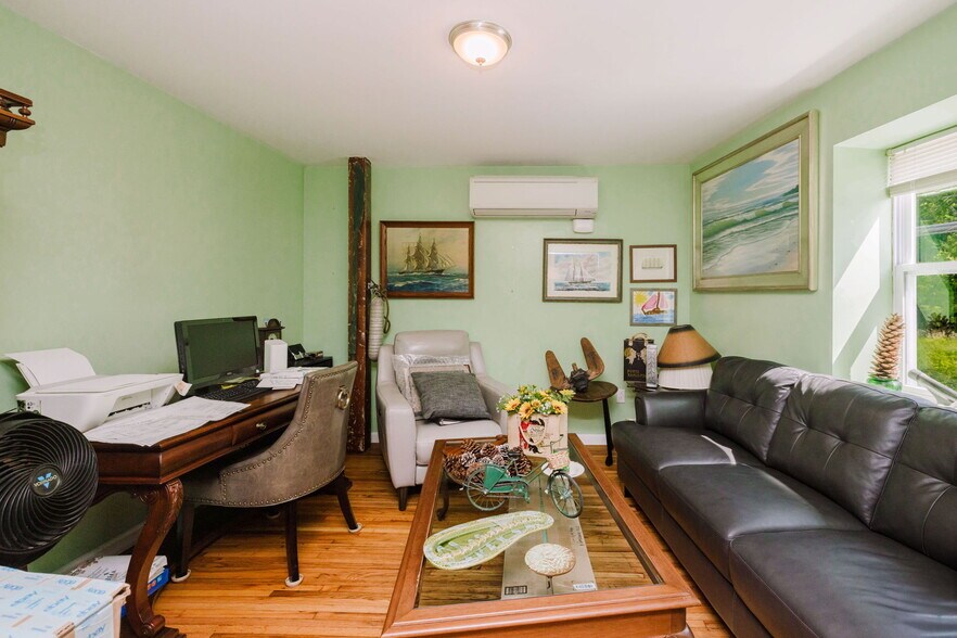 More Photos Of 1019 Main Rd, Tiverton Storefront For Sale