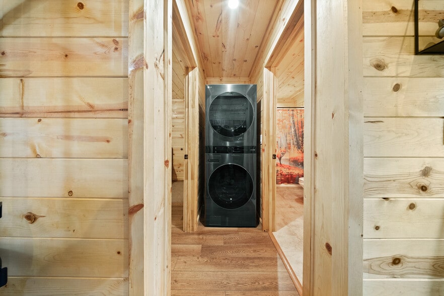 More Photos Of 325 Sinking Rd, Argillite Hospitality For Sale