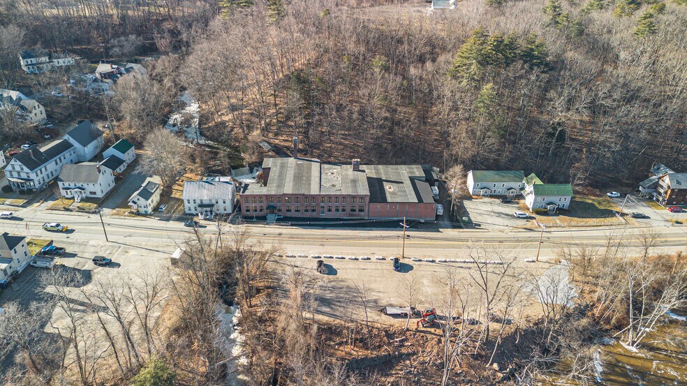 More Photos Of 174 N Main St, Franklin Light Manufacturing For Sale