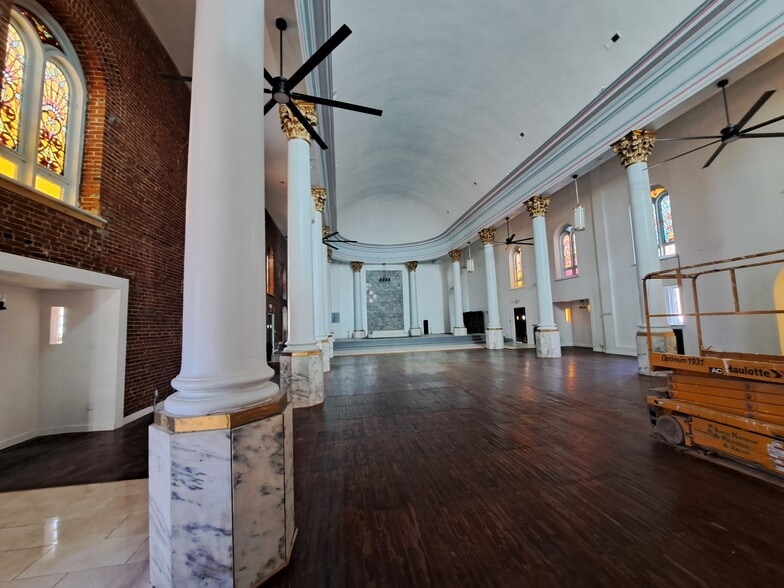 More Photos Of 1935 Sidney St, Saint Louis Religious Facility For Lease