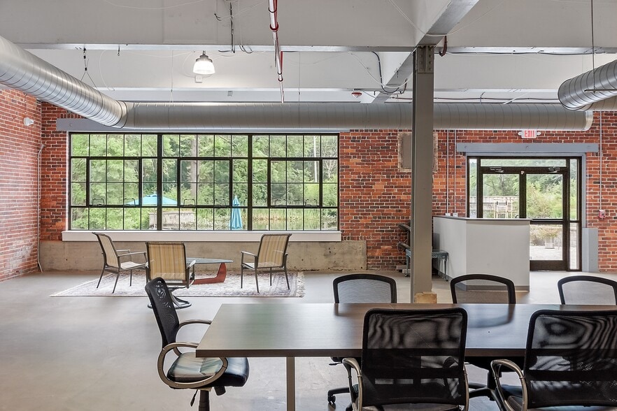 More Photos Of 44 Old Princeton Rd, Fitchburg Industrial For Sale