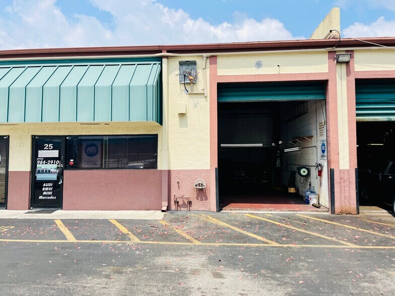 More Photos Of 5415 NW 15th St, Margate Warehouse For Sale