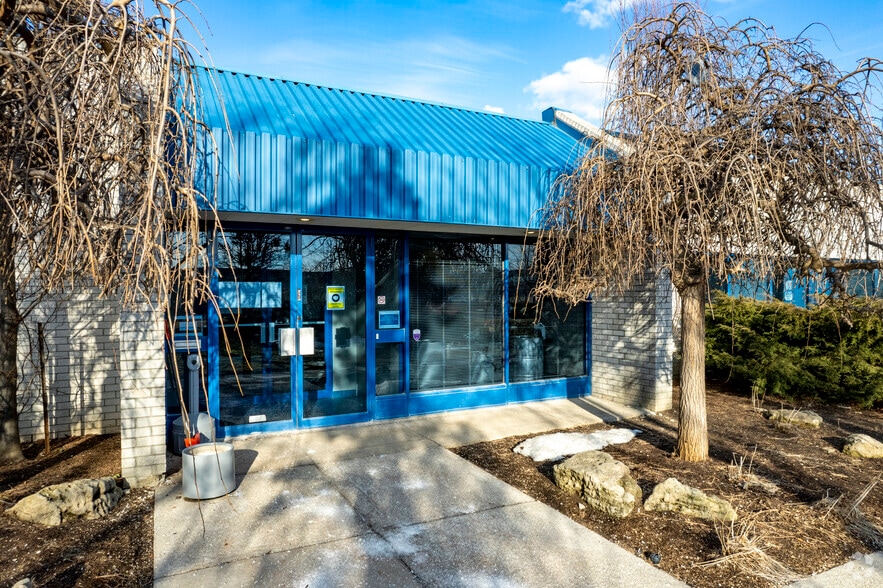 More Photos Of 35 Regan Rd, Brampton Manufacturing For Lease