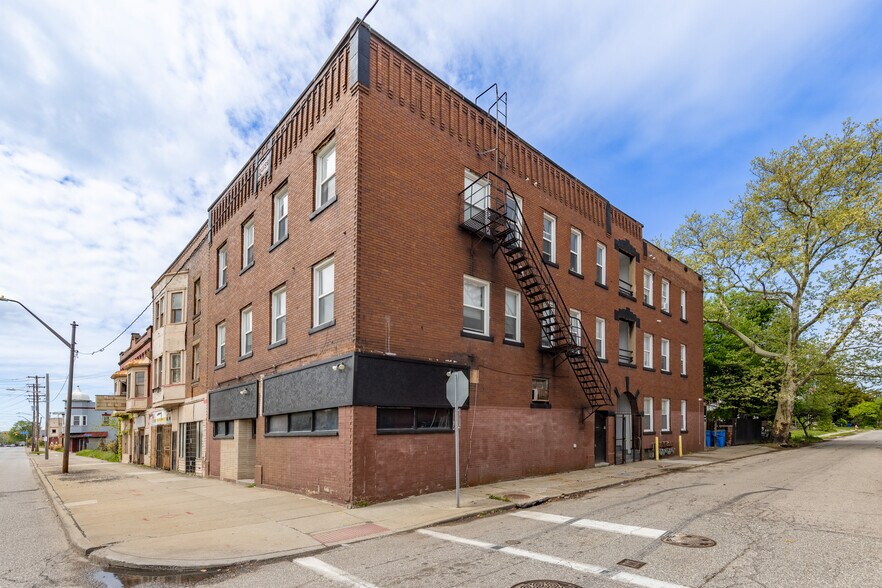 More Photos Of 11239 Superior Ave, Cleveland General Retail For Sale