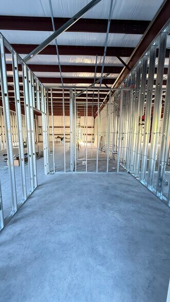 More Photos Of 4557 Savannah Hwy, Ravenel Light Manufacturing For Lease