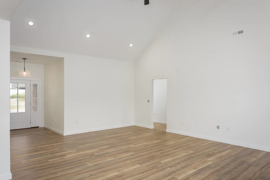 More Photos Of , Rogersville Multifamily For Sale