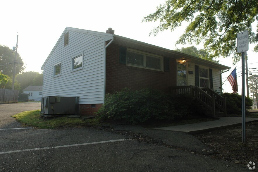 Primary Photo Of 1104 E Garrison Blvd, Gastonia Office For Sale