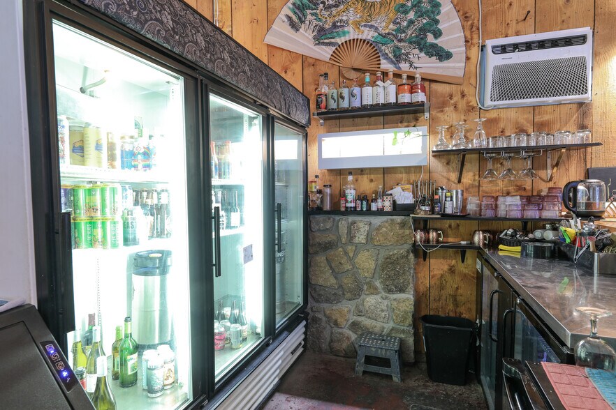 More Photos Of 16454 Appalachian Hwy, Thomas Restaurant For Sale