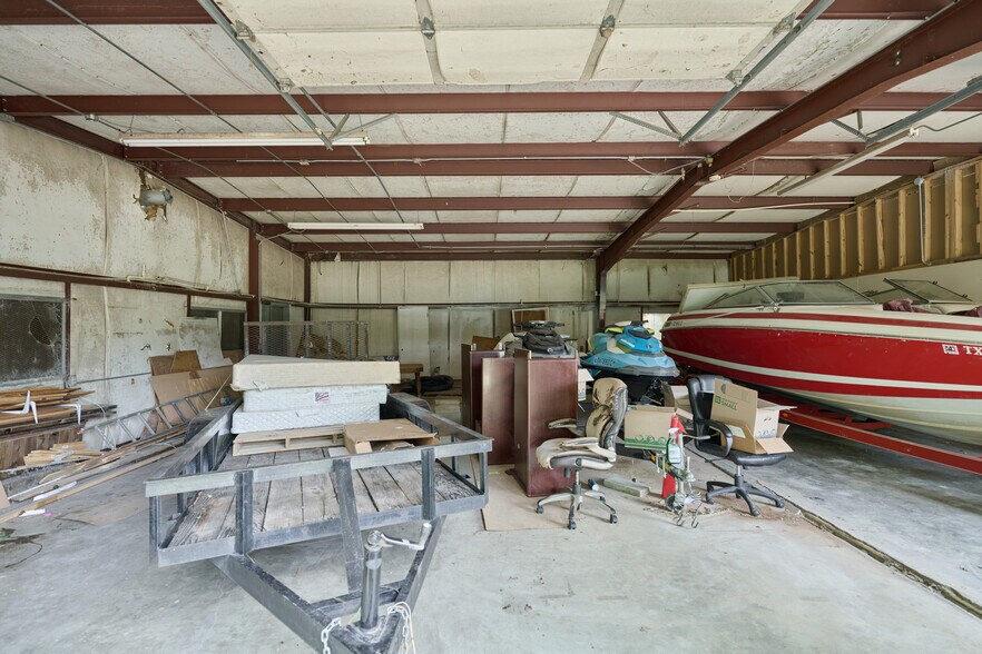 More Photos Of 182 S FM 356, Onalaska Office For Sale