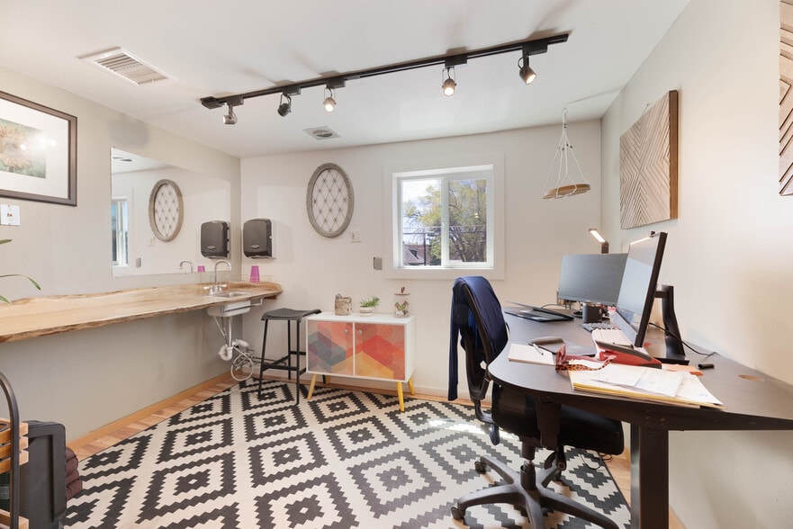 More Photos Of 515 N Beaver St, Flagstaff Loft Creative Space For Sale