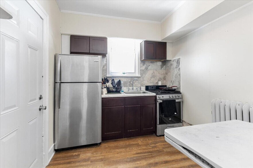 More Photos Of 205 Philadelphia Ave, Egg Harbor City Apartments For Sale