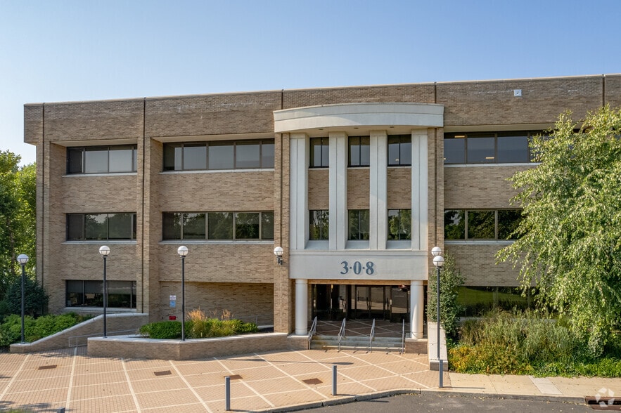 More Photos Of 308 Harper Dr, Moorestown Office For Lease