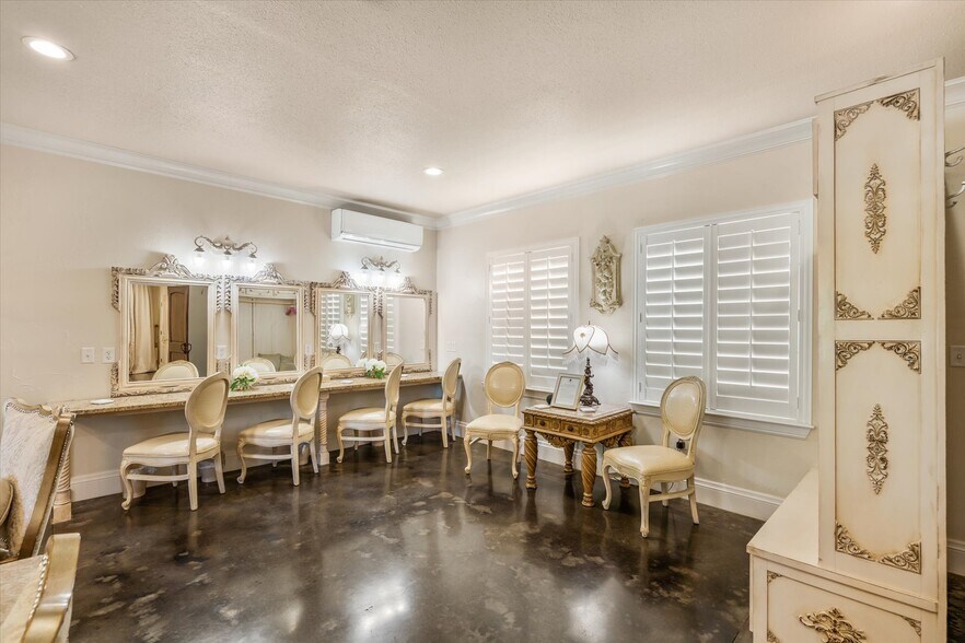 More Photos Of 7700 Glen Rose Hwy, Granbury Lodge Meeting Hall For Sale