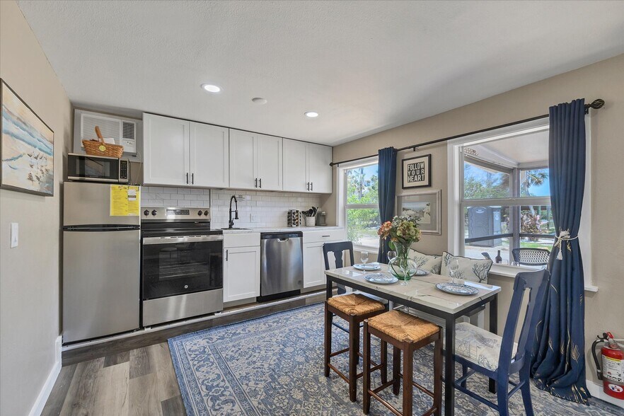 More Photos Of 115 Friendship Ln, Englewood Apartments For Sale