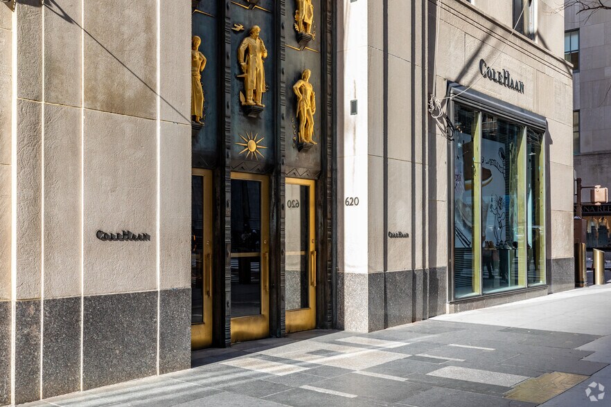 More Photos Of 620 Fifth Ave, New York Office For Lease