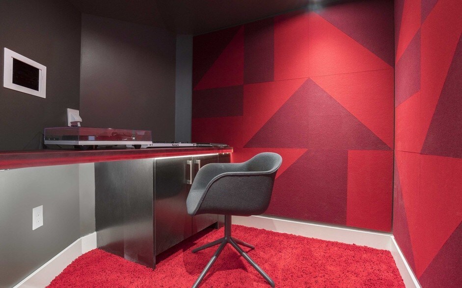 More Photos Of 2020 E Madison St, Seattle Apartments For Lease