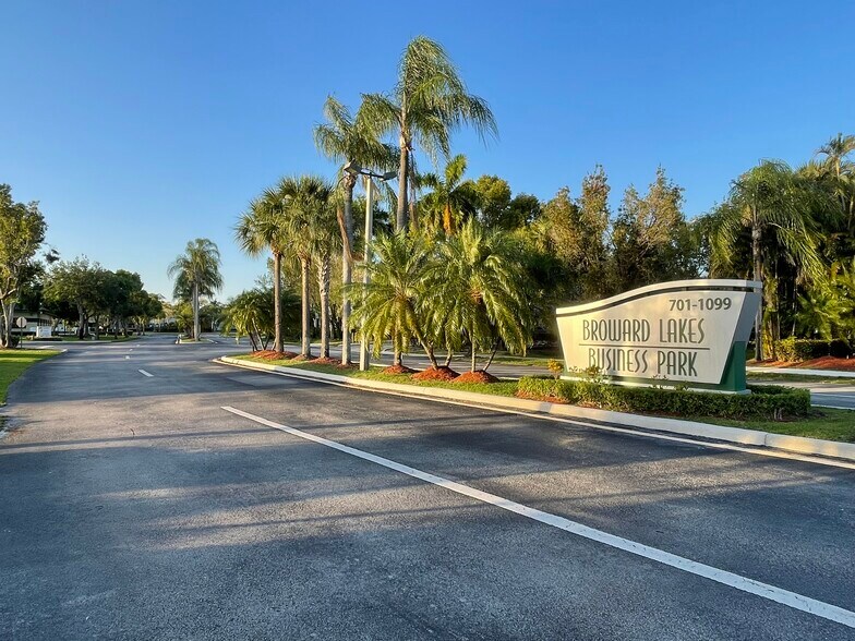 More Photos Of 757 Shotgun Rd, Sunrise Light Manufacturing For Lease