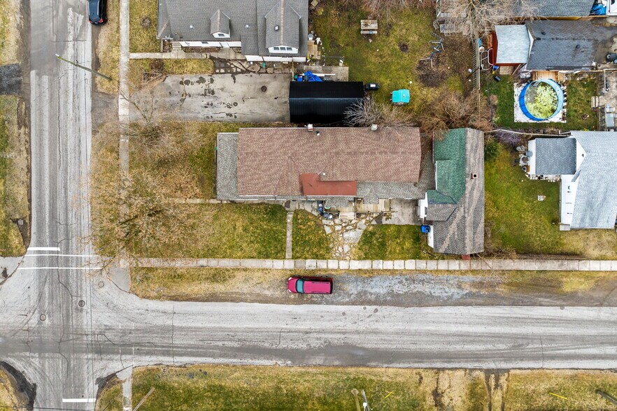 More Photos Of 48 Johnston St, Port Colborne Apartments For Sale