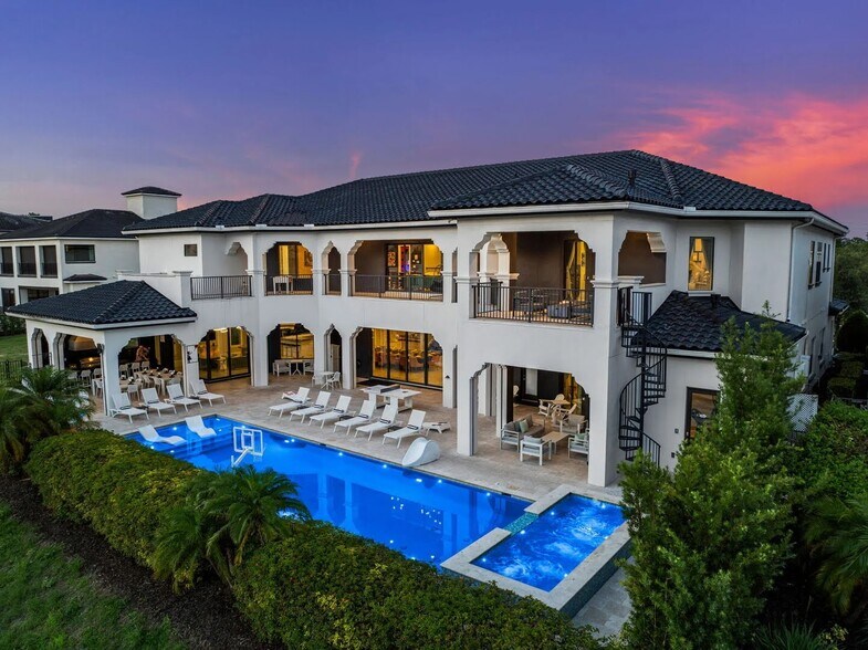 More Photos Of 521 Muirfield Loop, Reunion Specialty For Sale