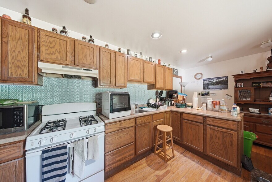 More Photos Of 696 PA-590, Lackawaxen Apartments For Sale
