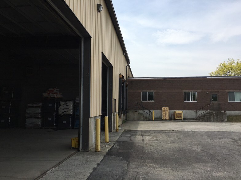 More Photos Of 1210 Route 9, South Schodack Warehouse For Lease
