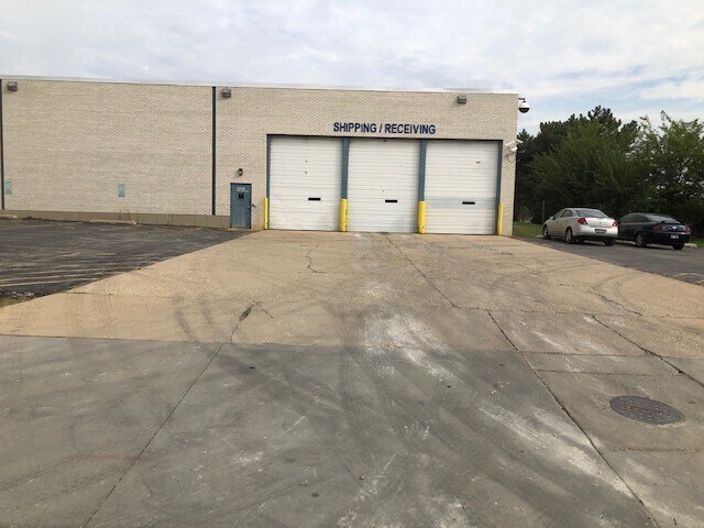 More Photos Of 1111 S Wheeling Rd, Wheeling Warehouse For Sale