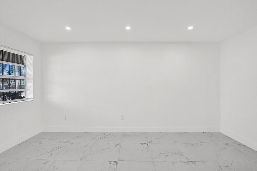More Photos Of 5807 SW 25th St, West Park Apartments For Sale