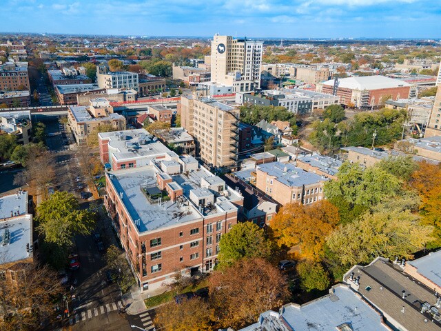 More Photos Of 4704 N Kenmore Ave, Chicago Apartments For Sale