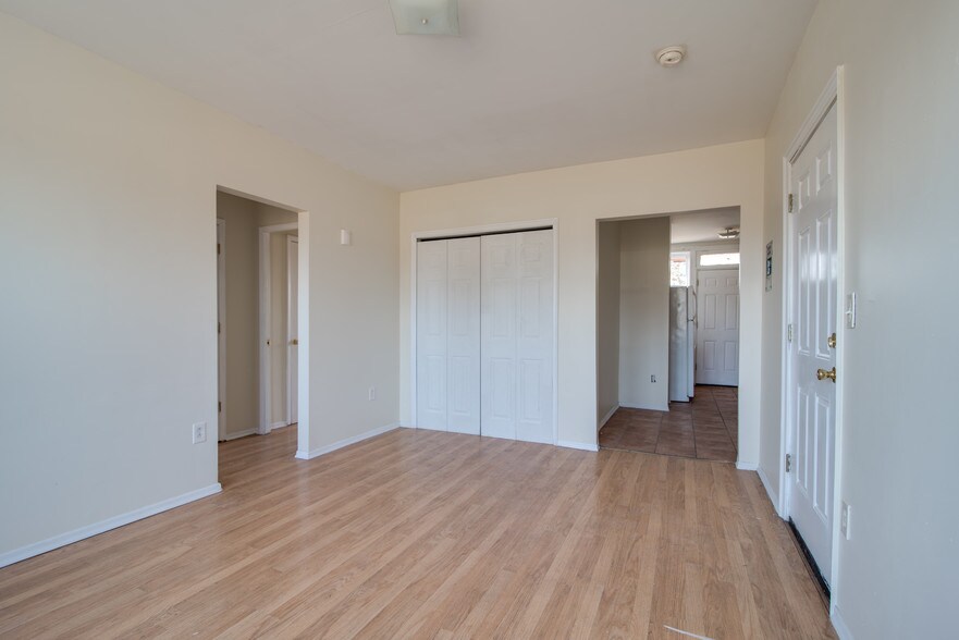 More Photos Of 5001 S Grand Blvd, Saint Louis Apartments For Sale