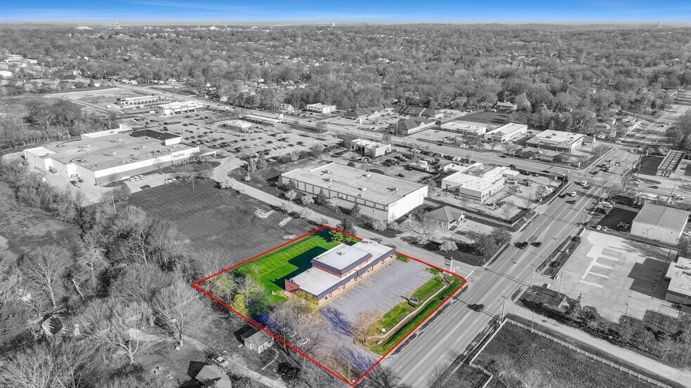 More Photos Of 2400 S Lee's Summit Rd, Independence Storefront Retail Office For Sale