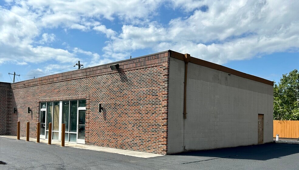 1327 N Mountain Rd, Linglestown, PA 17112 Retail For Lease