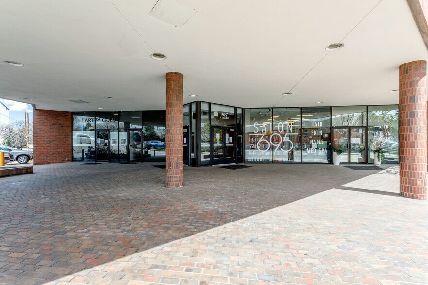 More Photos Of 695 S Colorado Blvd, Denver Office For Lease