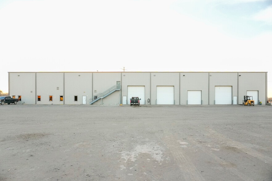 More Photos Of 3174 County Road 48, Robstown Warehouse For Sale