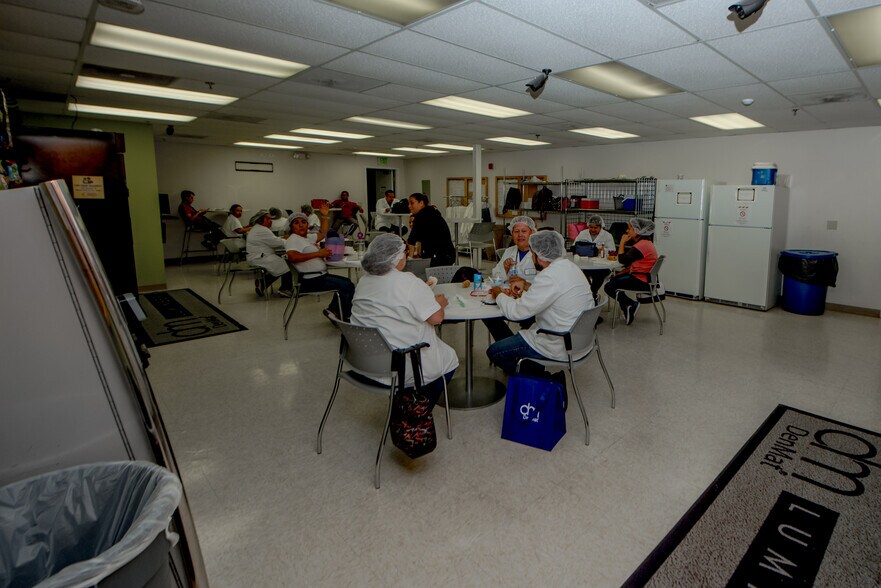 More Photos Of 1017 W Central Ave, Lompoc Manufacturing For Sale