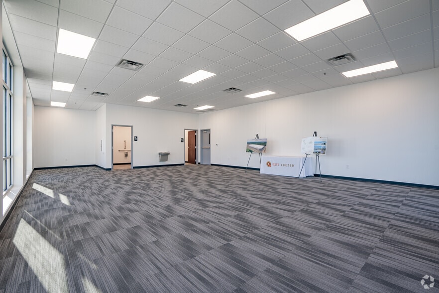 More Photos Of 2400 Stateline Rd W, Southaven Distribution For Lease