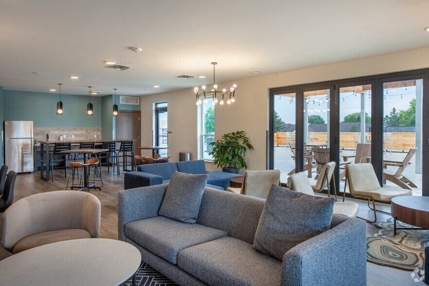 More Photos Of 2974 Ochalla Dr, Fitchburg Apartments For Lease