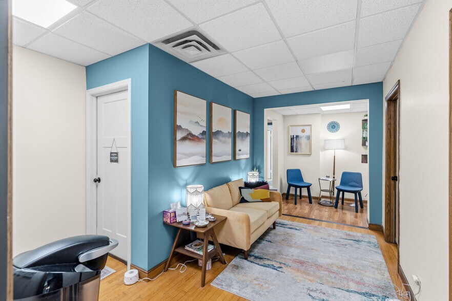 More Photos Of 1061 Grand Ave, Saint Paul Loft Creative Space For Lease