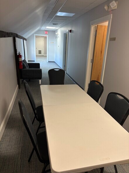 More Photos Of 2299 Woodbury Ave, Newington Medical For Lease