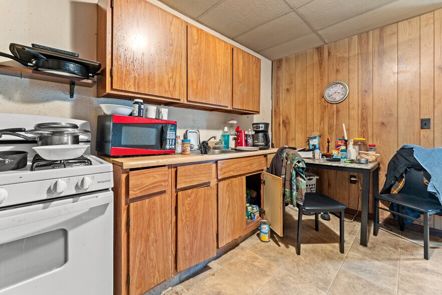 More Photos Of 175 Chapin St, Binghamton Apartments For Sale