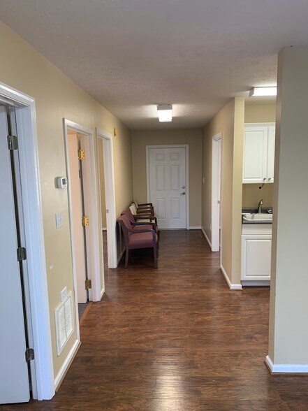 More Photos Of 40 Stoneridge Dr, Waynesboro Office For Lease