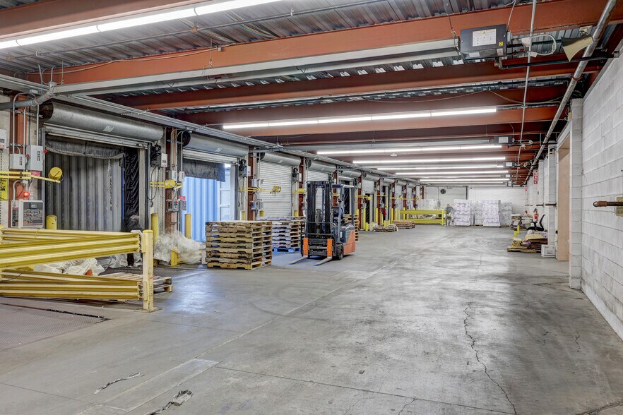 More Photos Of 225 Phillips Blvd, Ewing Flex For Sale