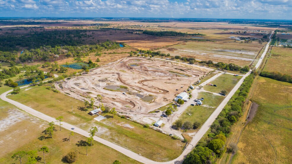 More Photos Of 7543 NE 48th St, Okeechobee Racetrack For Sale