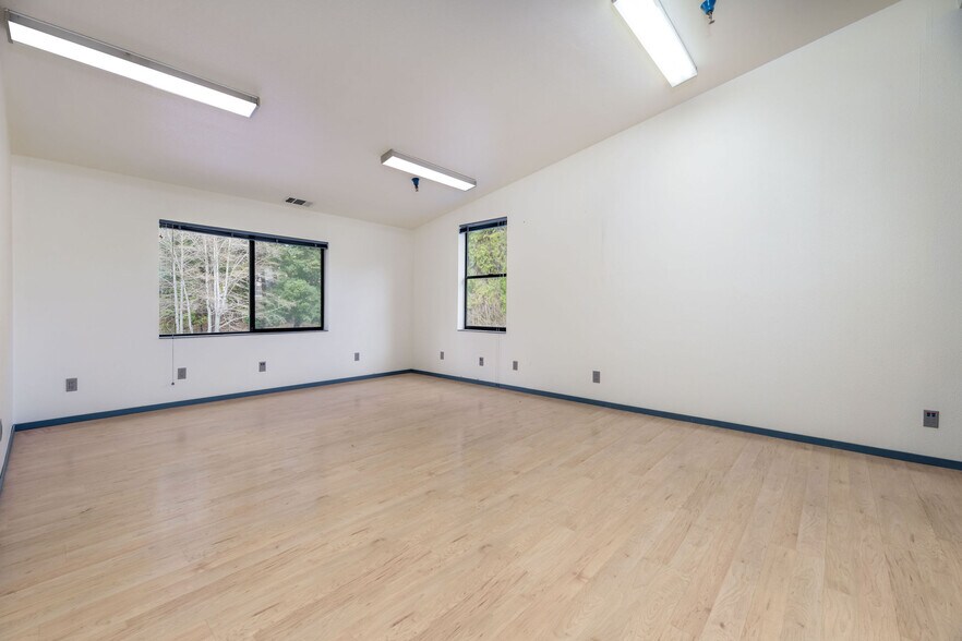 More Photos Of 870 Gold Flat Rd, Nevada City Research And Development For Sale