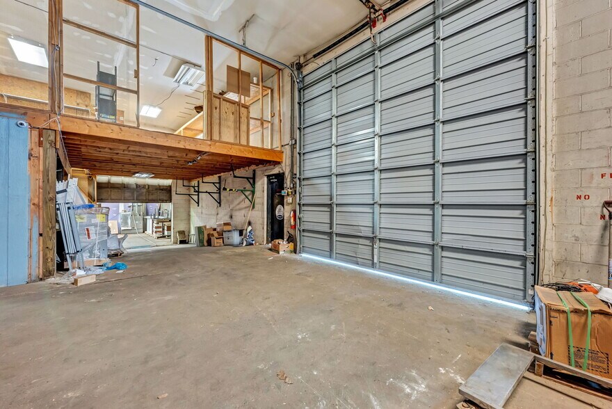 More Photos Of 203 Hershinger Rd, Coraopolis Office For Sale